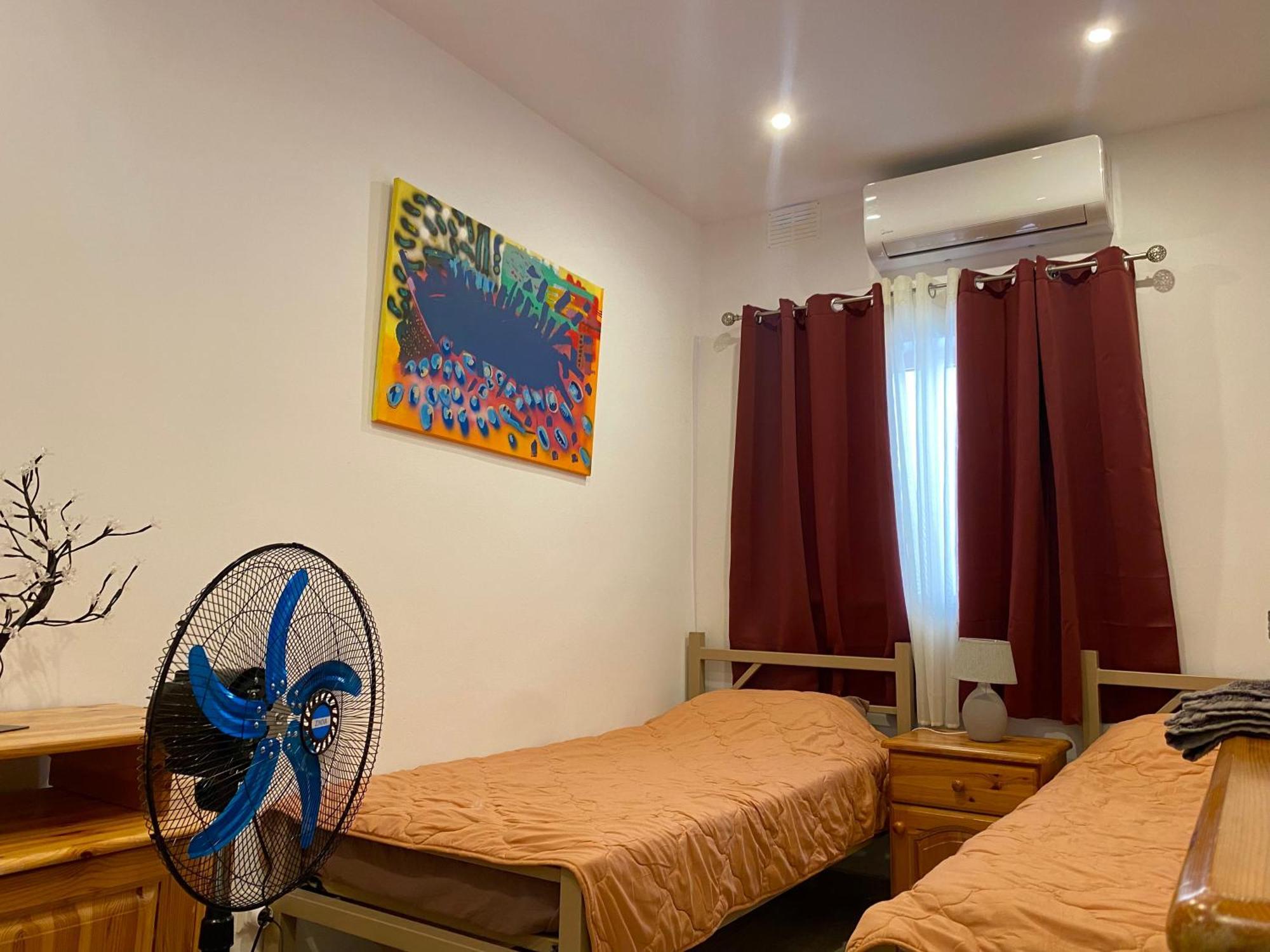 House. Live, Experience Sea Holiday home St. Paul's Bay